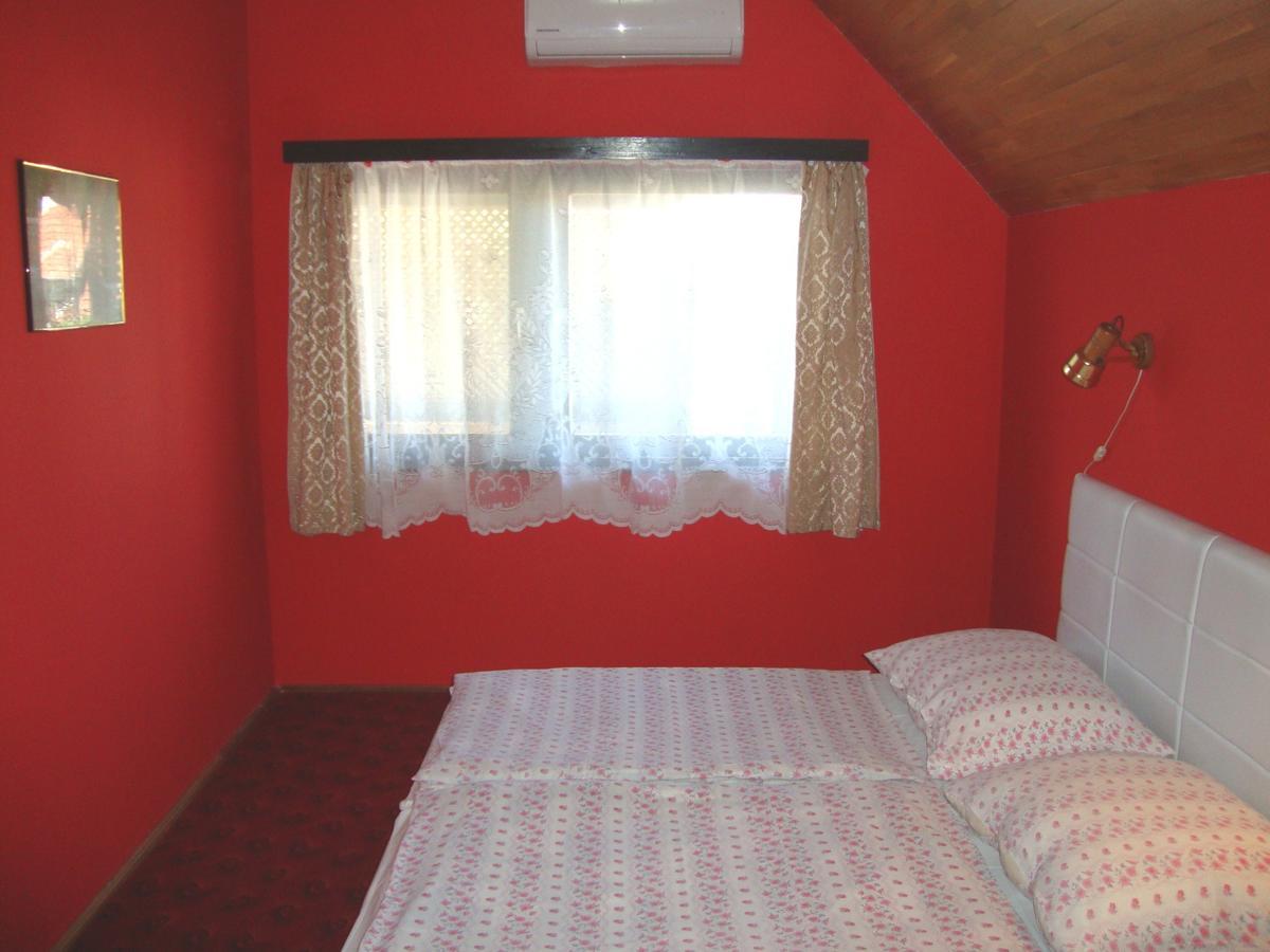 Gyongyvirag Vendeghaz Apartment Balatonboglar Exterior photo