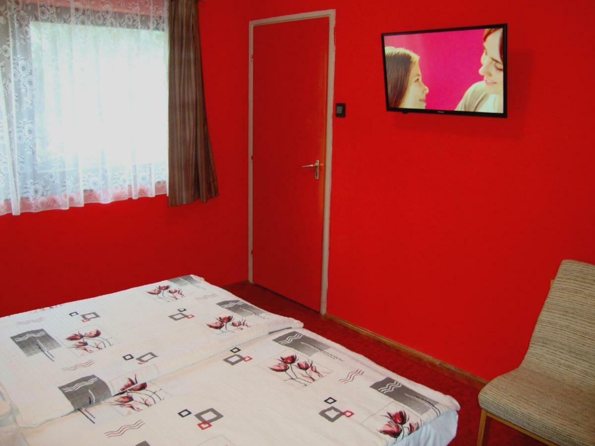 Gyongyvirag Vendeghaz Apartment Balatonboglar Exterior photo